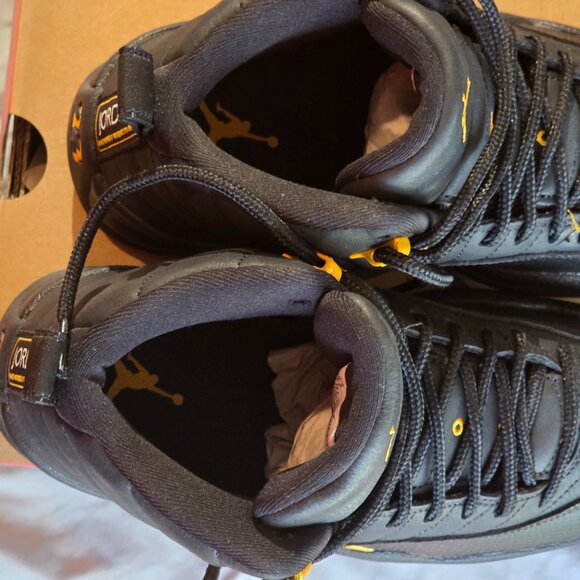 Nike Air Jordan 12 Retro Shoes in Black and Taxi Colorway (Size 6.5 Mens) - Picture 7 of 10
